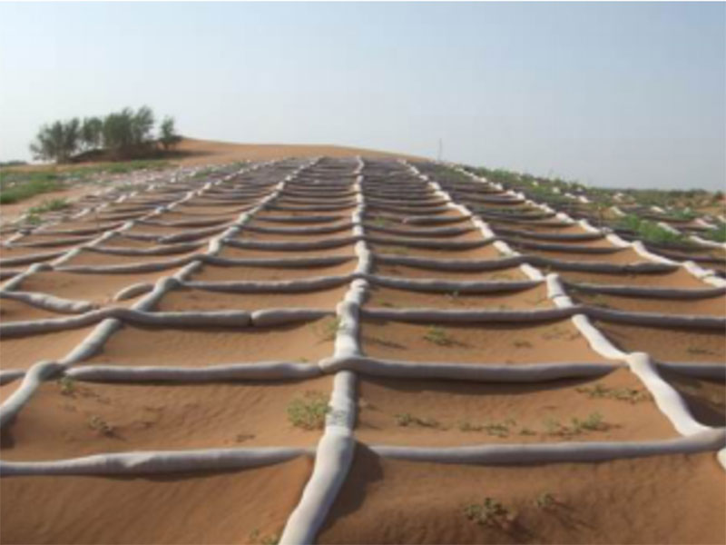 Sustainable Sand Barriers – PLA Material for 0 Plastic Waste Solutions1